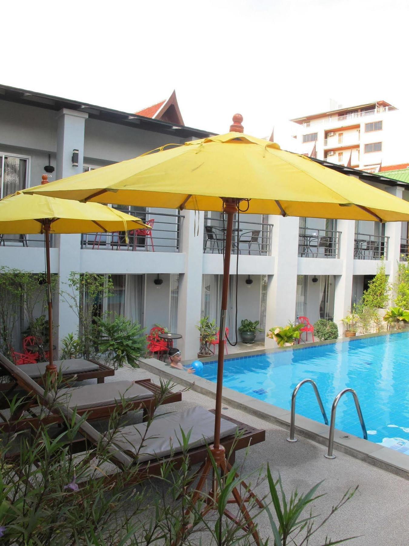 Semesteranläggning (resort) The Nest Patong